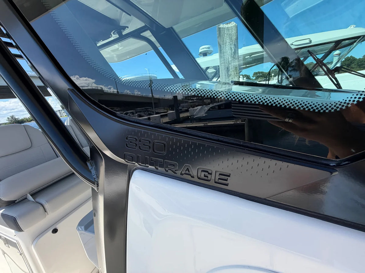 2026 Boston Whaler 330 Outrage 33.0 feet, Jupiter, Florida #39