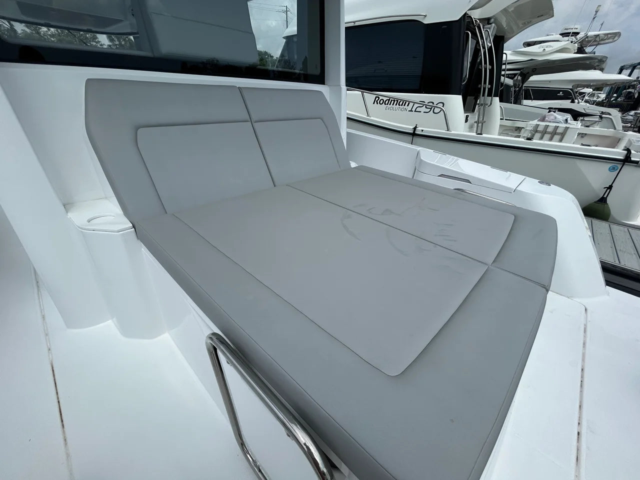 2026 Cruisers Yachts 38 VTR EC 38.0 feet, Pensacola, Florida #17