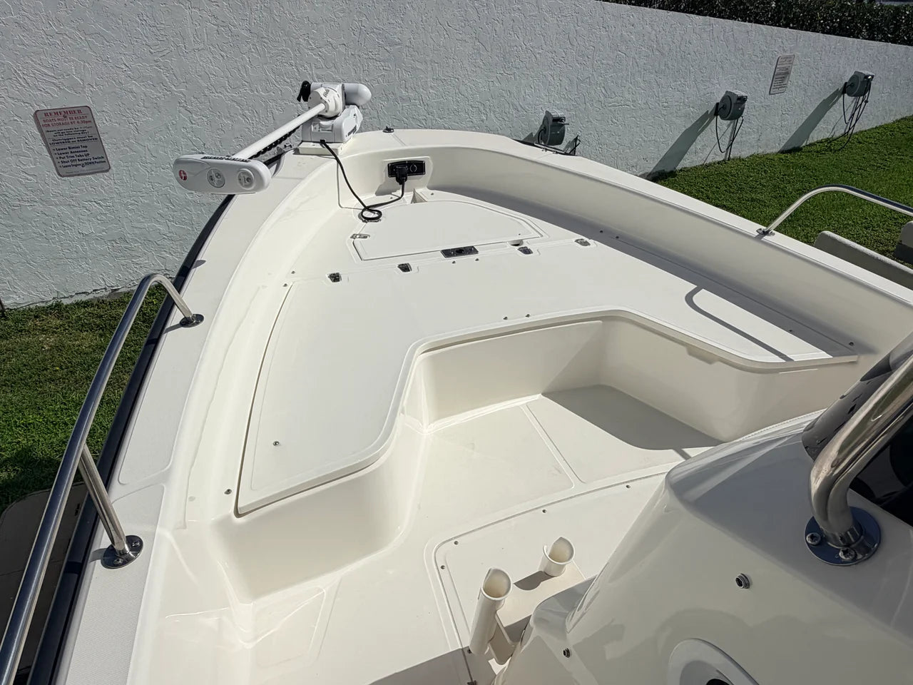 2006 Boston Whaler 220 DAUNTLESS 22.0 feet, Jupiter, Florida #23