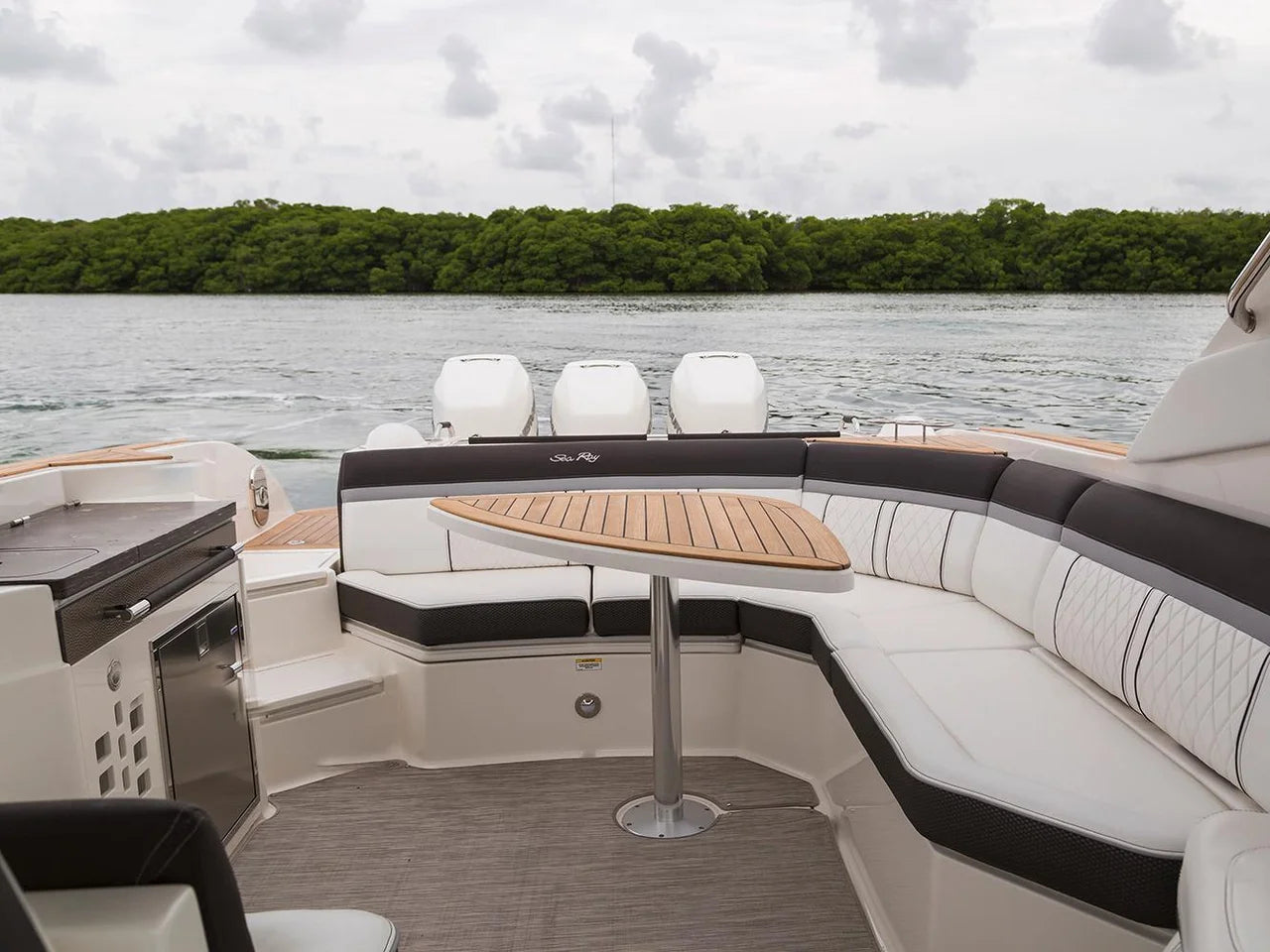 2025 Sea Ray SLX 350 Outboard 35.0 feet, Cornelius, North Carolina #15