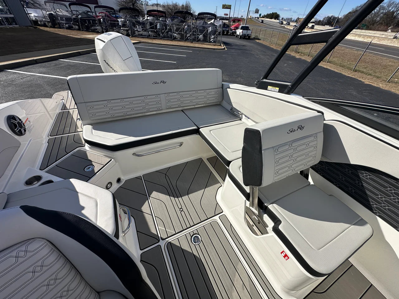 2026 Sea Ray SPX 210 Outboard 21.0 feet, Greenville, SC #17