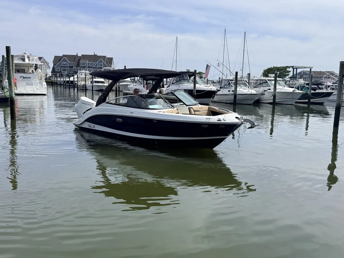 2027 Sea Ray SLX 260 Outboard 26.0 feet, Somers Point, New Jersey #4