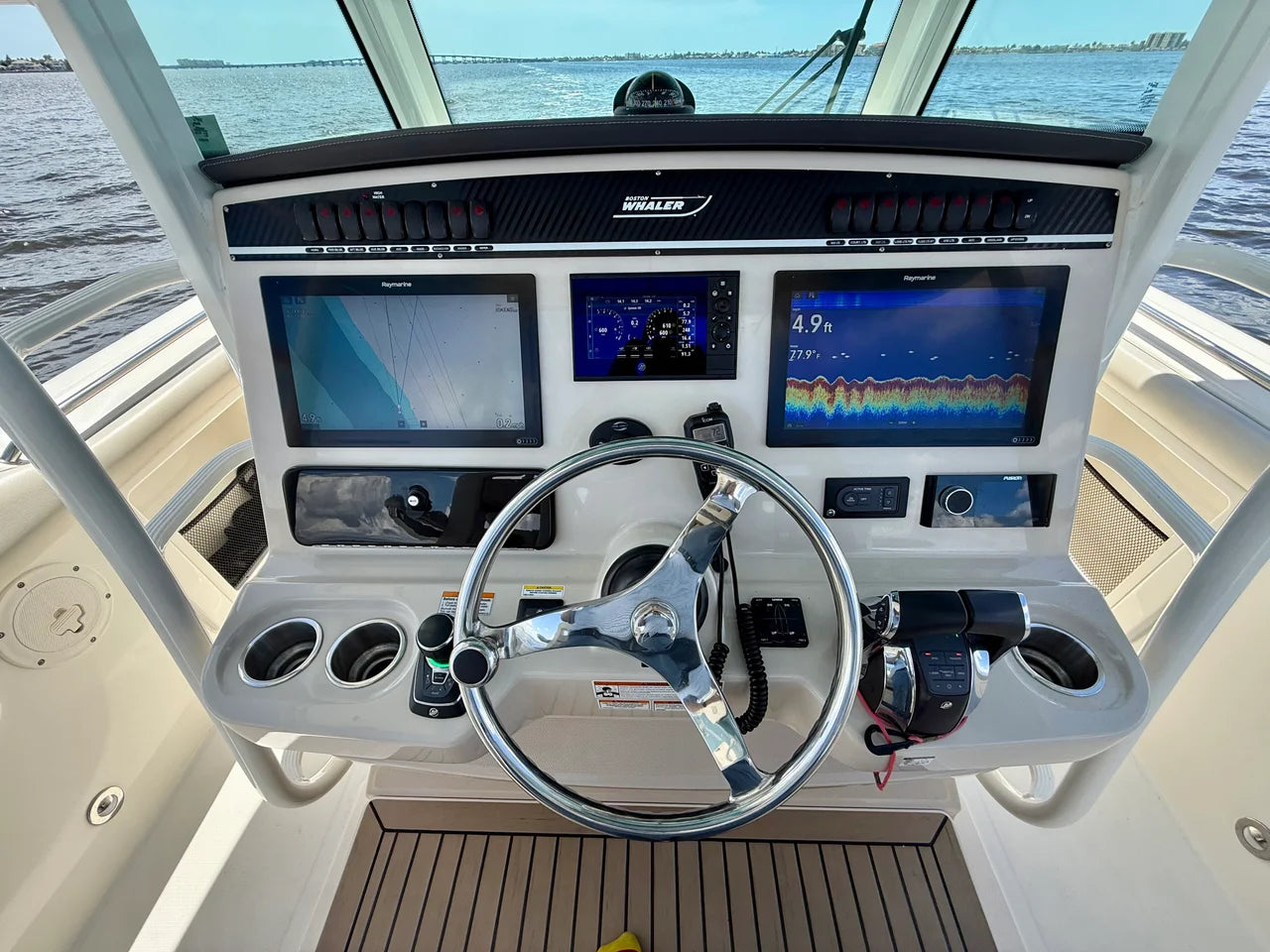 2022 Boston Whaler 350 OUTRAGE 35.0 feet, Fort Myers, FL #30