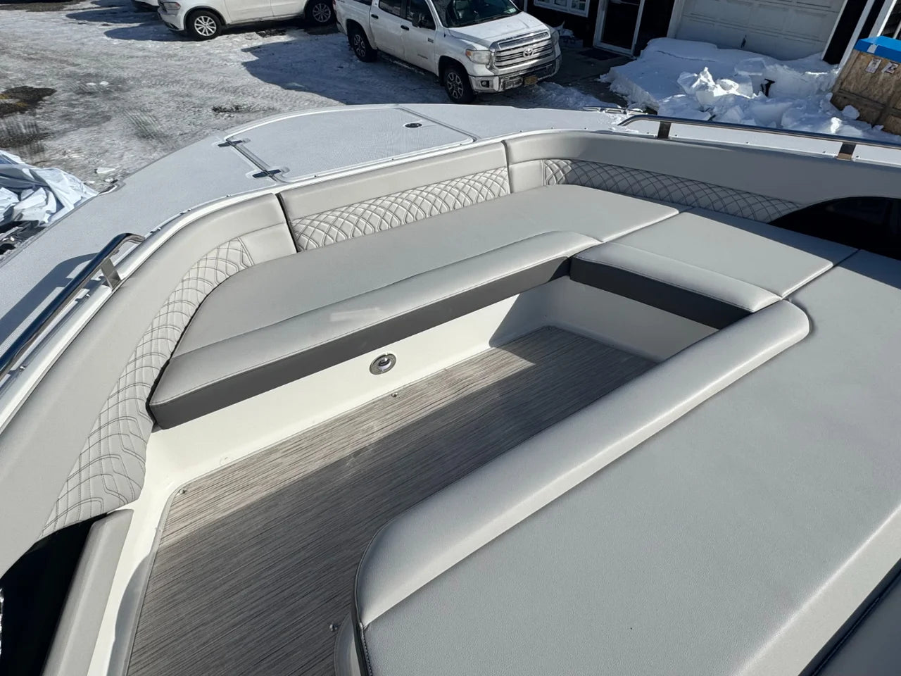 2026 Sea Ray Sundancer 370 Outboard 37.0 feet, Huntington, NY #36