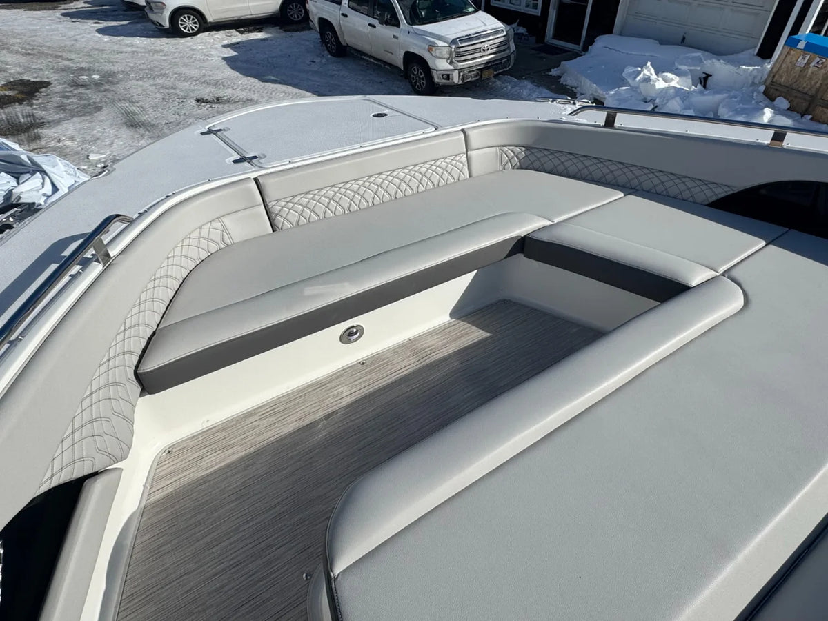 2026 Sea Ray Sundancer 370 Outboard 37.0 feet, Huntington, NY #37