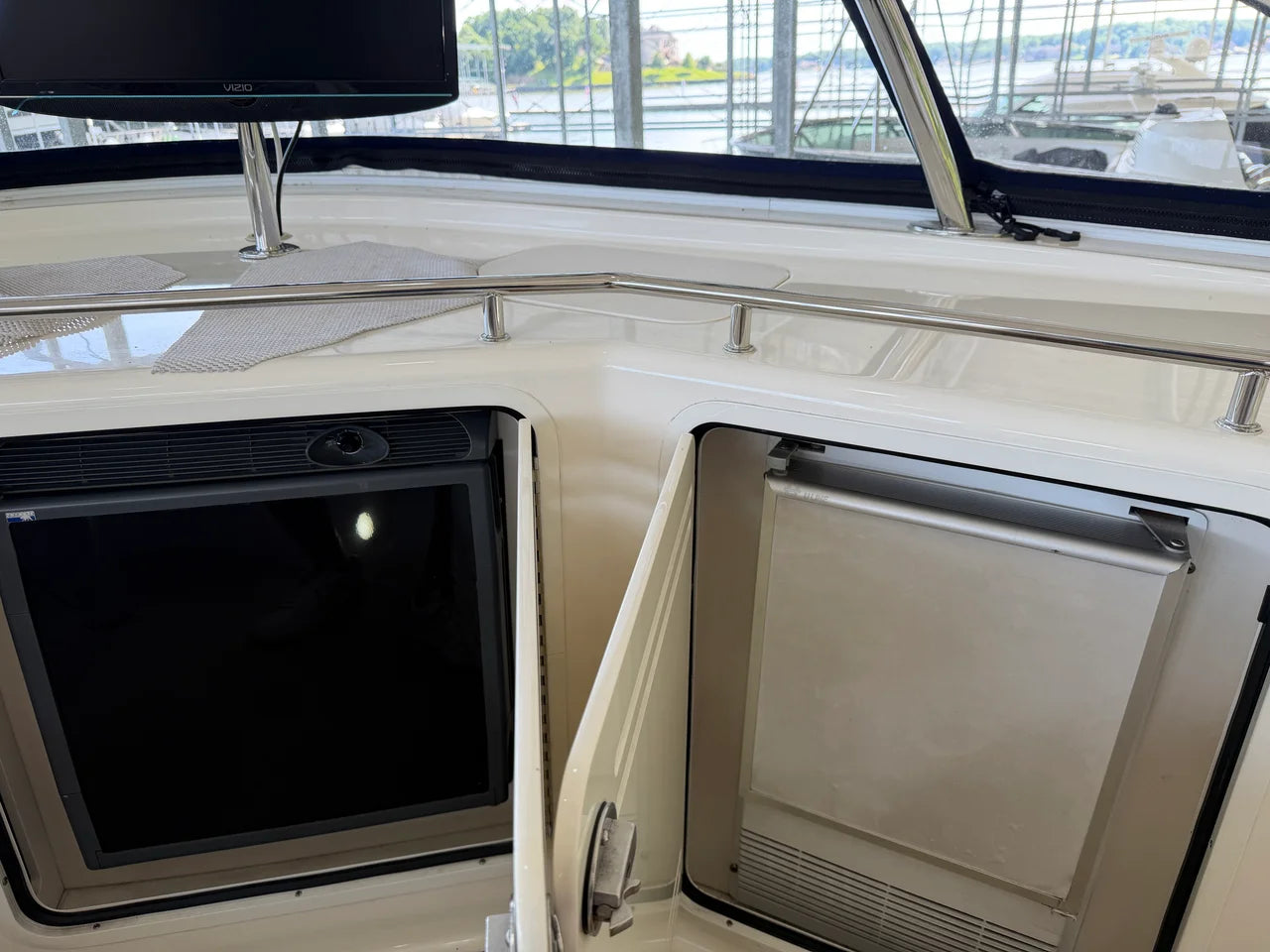 2005 Sea Ray 550 SEDAN BRIDGE 58.0 feet, Lake Ozark, MO #19