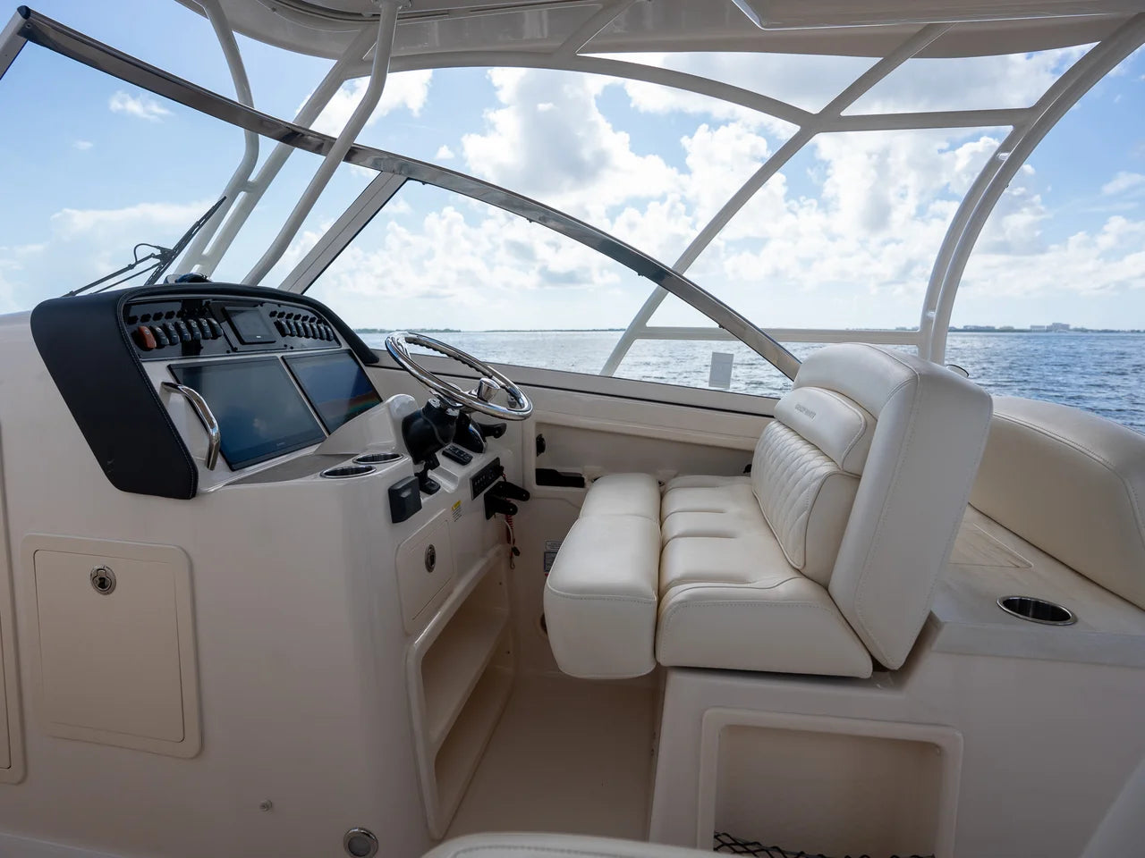 2023 Grady-White FREEDOM 307 30.0 feet, Miami, FL #25