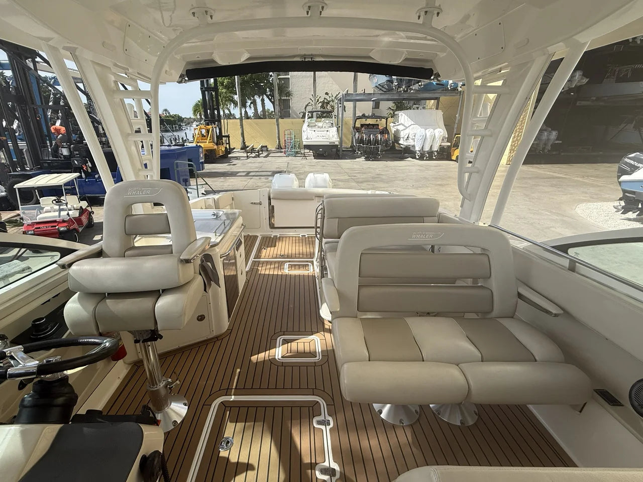 2018 Boston Whaler 320 VANTAGE 32.0 feet, Pompano Beach, Florida #45