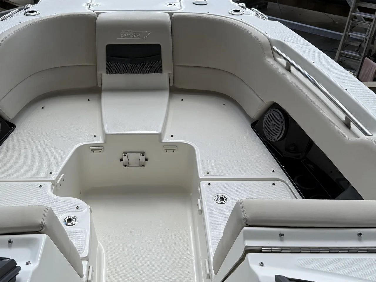 2016 Boston Whaler 270 VANTAGE 28.0 feet, St Petersburg, FL #3
