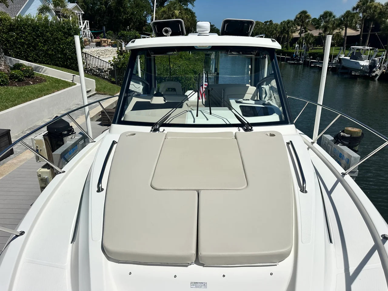 2021 Boston Whaler 325 CONQUEST 32.0 feet, Sarasota, FL #33