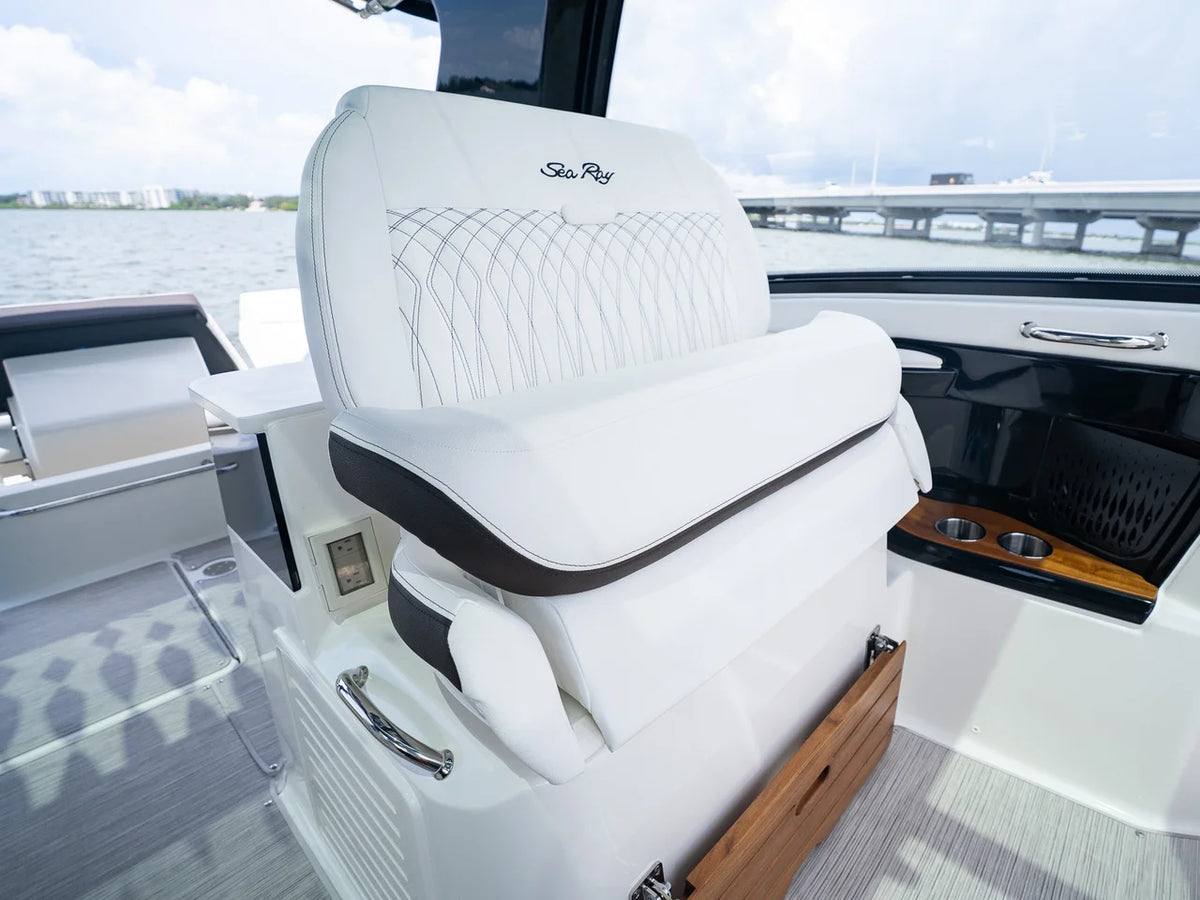 2026 Sea Ray Sundancer 370 Outboard 37.0 feet, Clearwater, Florida #42