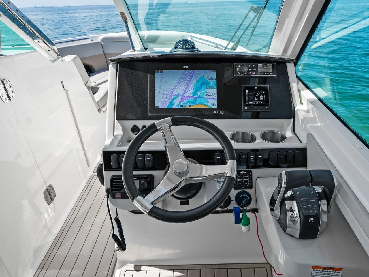 2022 Boston Whaler 280 VANTAGE 28.0 feet, St Petersburg, FL #39