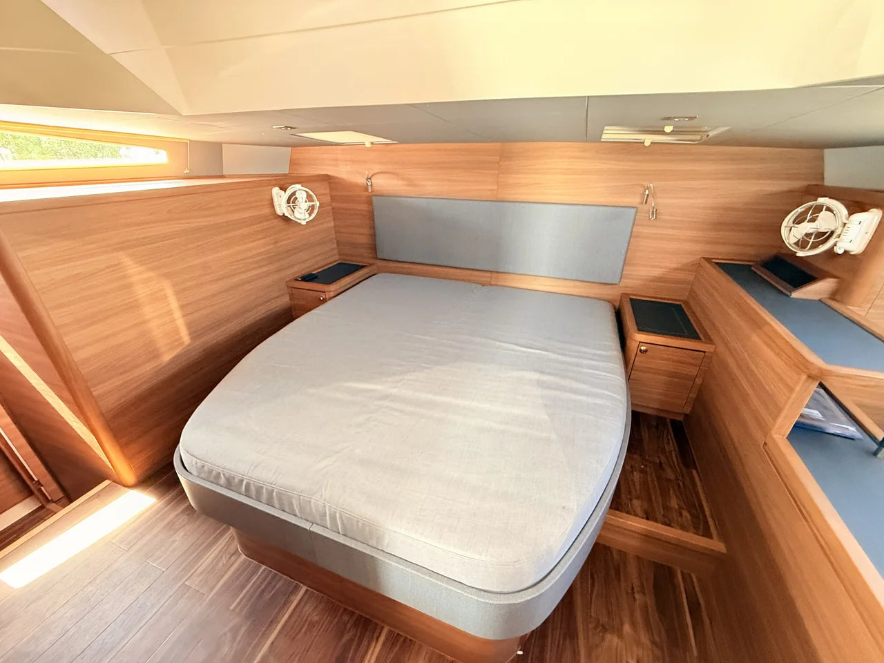 2024 Aquila 44 Yacht 44.0 feet, Sarasota, Florida #96