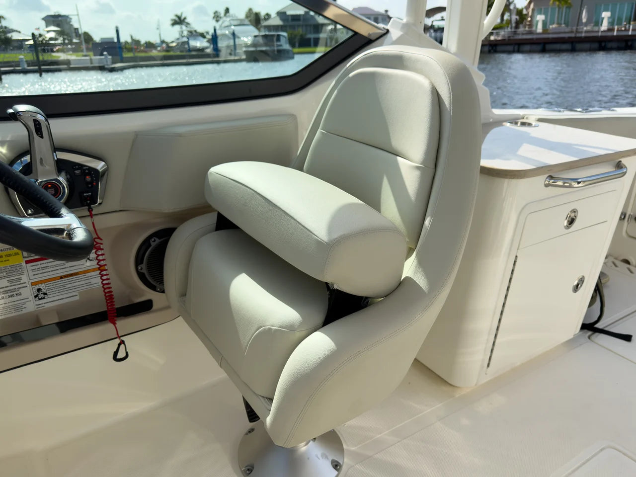 2026 Boston Whaler 240 Vantage 24.0 feet, Fort Myers, FL #9