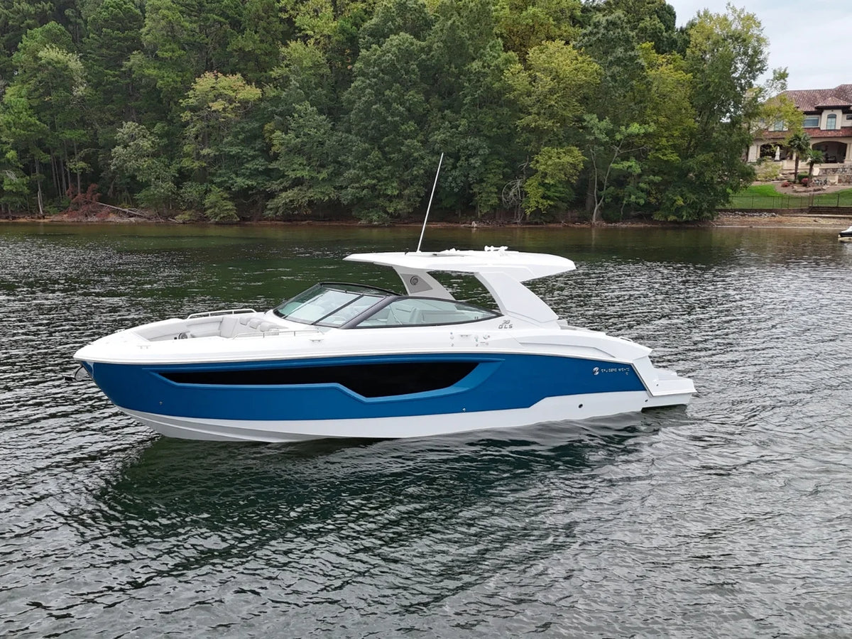 2026 Cruisers Yachts 38 GLS 37.0 feet, Lake Ozark, MO #2