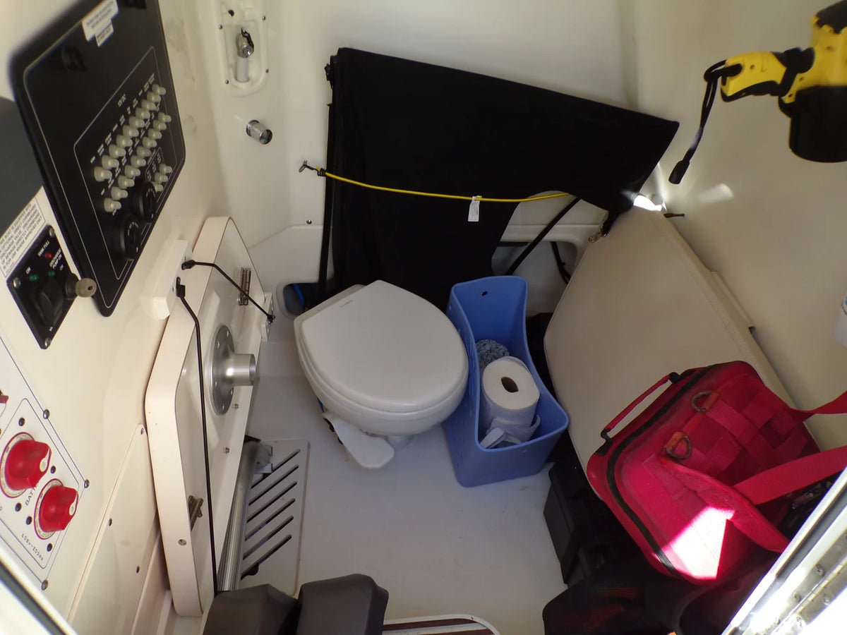 2019 Boston Whaler 250 OUTRAGE 25.0 feet, Naples, FL #39