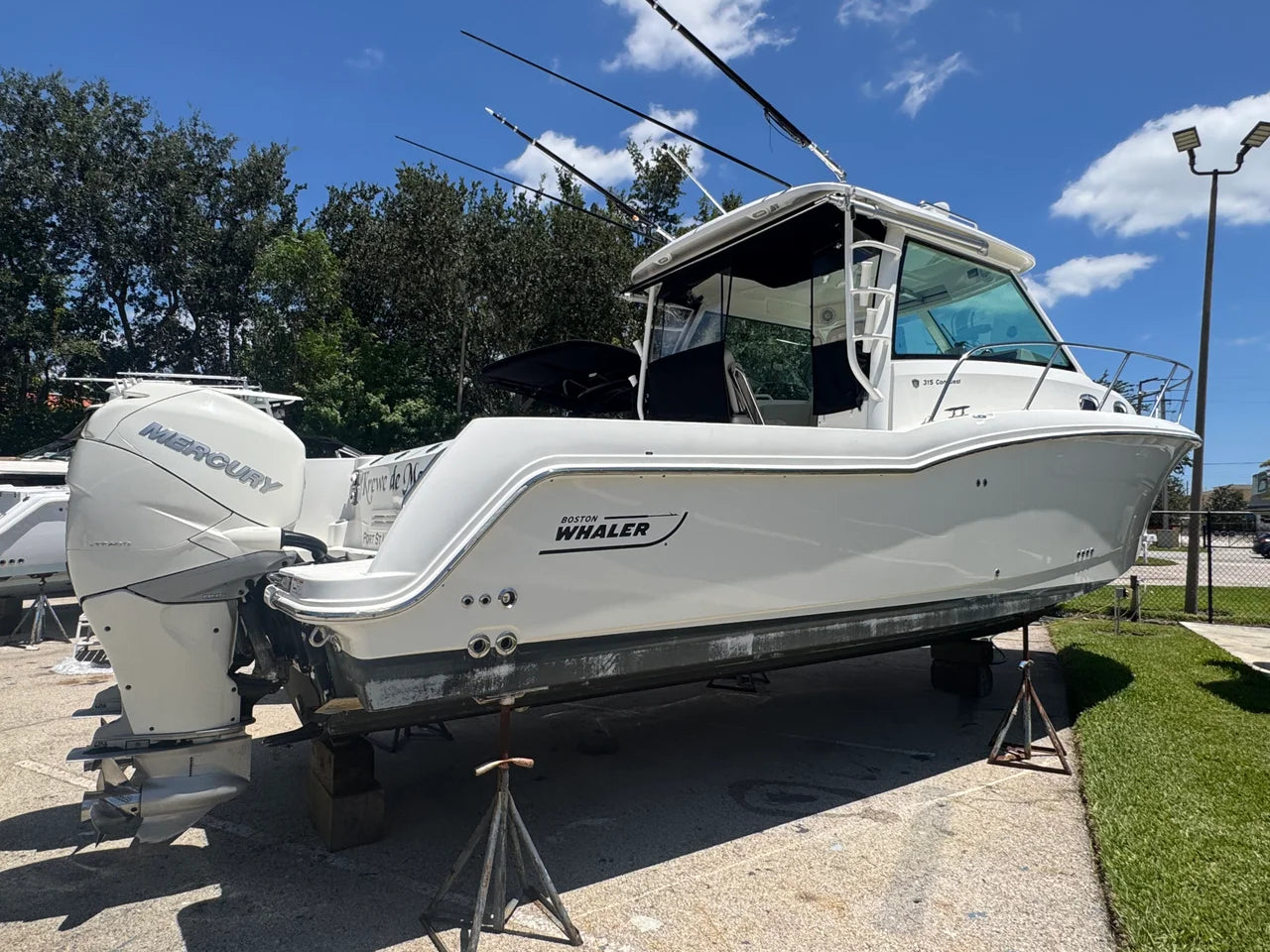 2018 Boston Whaler 315 CONQUEST 31.0 feet, Stuart, Florida #2