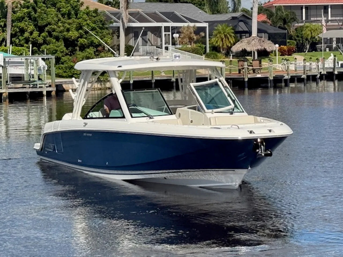 2023 Boston Whaler 32 DC 32.0 feet, Cape coral, FL #3