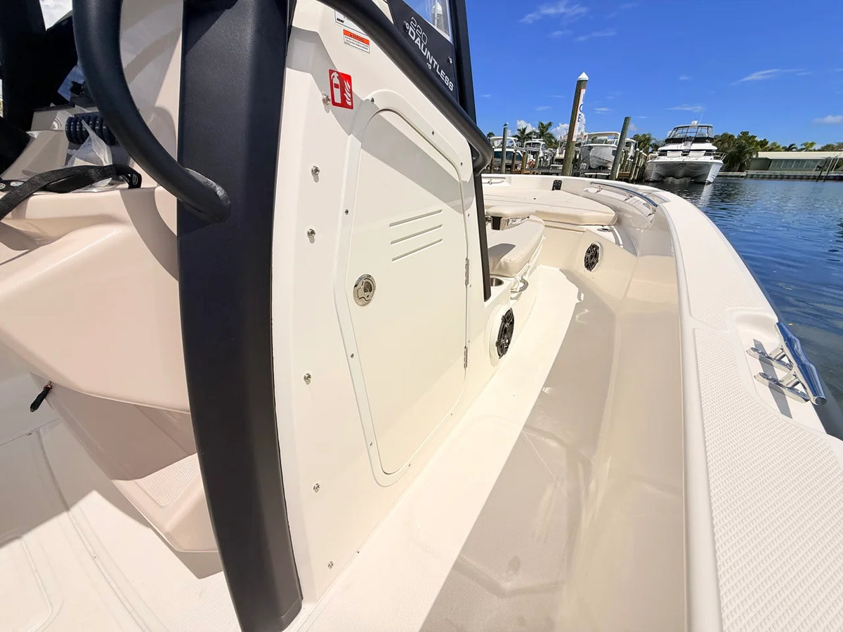 2027 Boston Whaler 220 Dauntless 22.0 feet, St Petersburg, FL #35