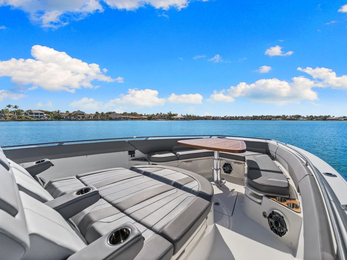 2023 Boston Whaler 420 OUTRAGE 42.0 feet, Naples, Florida #18