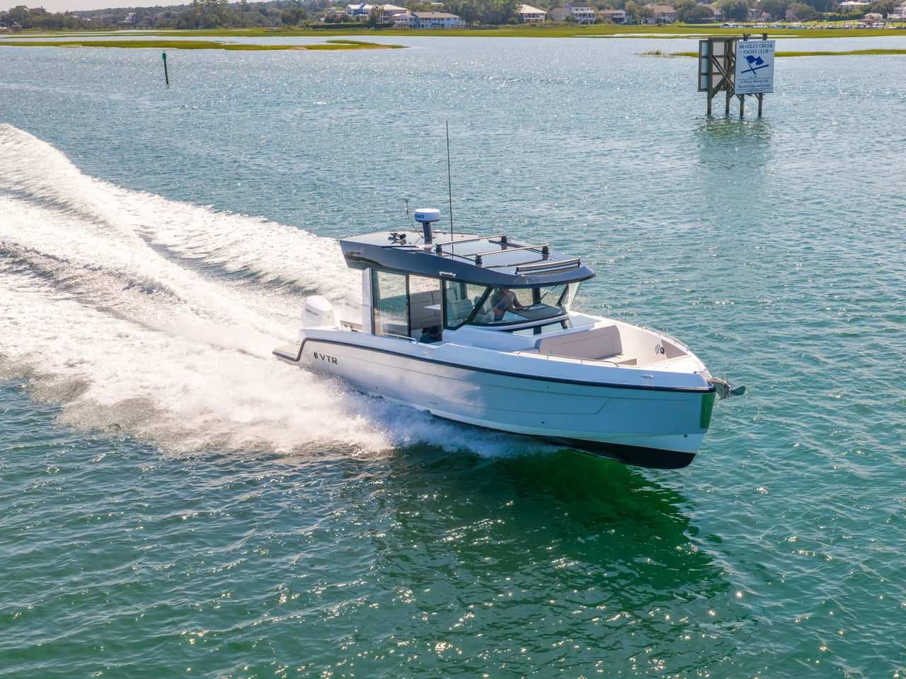 2027 Cruisers Yachts 38 VTR EC 38.0 feet, Wrightsville Beach, North Carolina #3