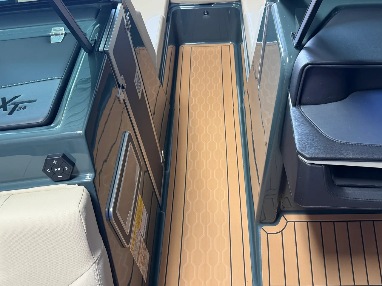 2027 Mastercraft XT24 24.0 feet, Nisswa, Minnesota #80