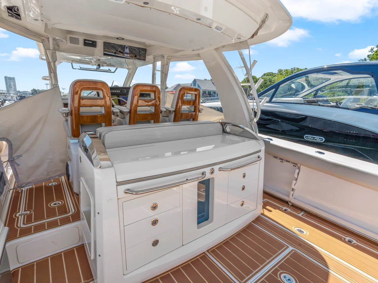 2021 Boston Whaler 420 Outrage 42.0 feet, Quincy, MA #10