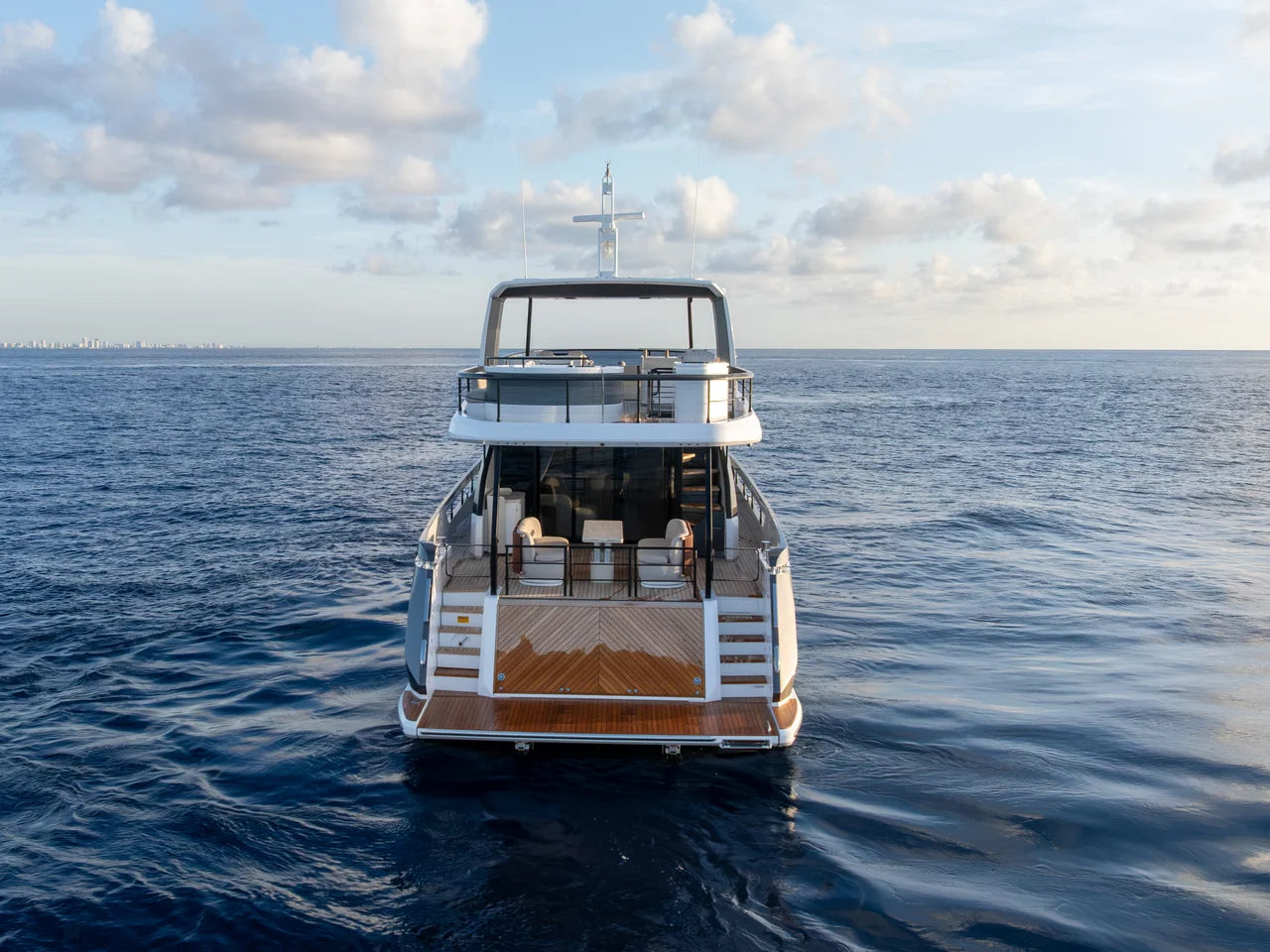2027 Azimut Fly 82 82.0 feet, Pompano Beach, FL #6
