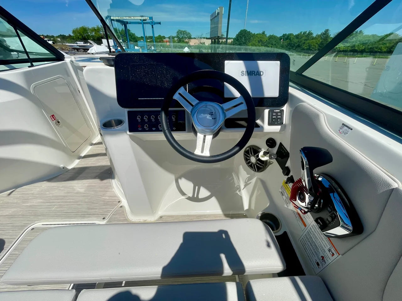 2026 Sea Ray SDX 250 Outboard 25.0 feet, Danvers, Massachusetts #11