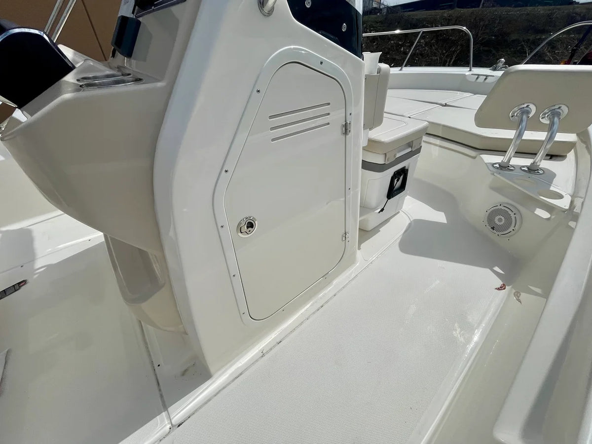 2026 Boston Whaler 210 Montauk 21.0 feet, Danvers, Massachusetts #12