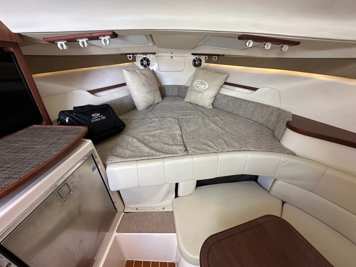 2020 Grady-White 330 EXPRESS 33.0 feet, Pensacola, Florida #24