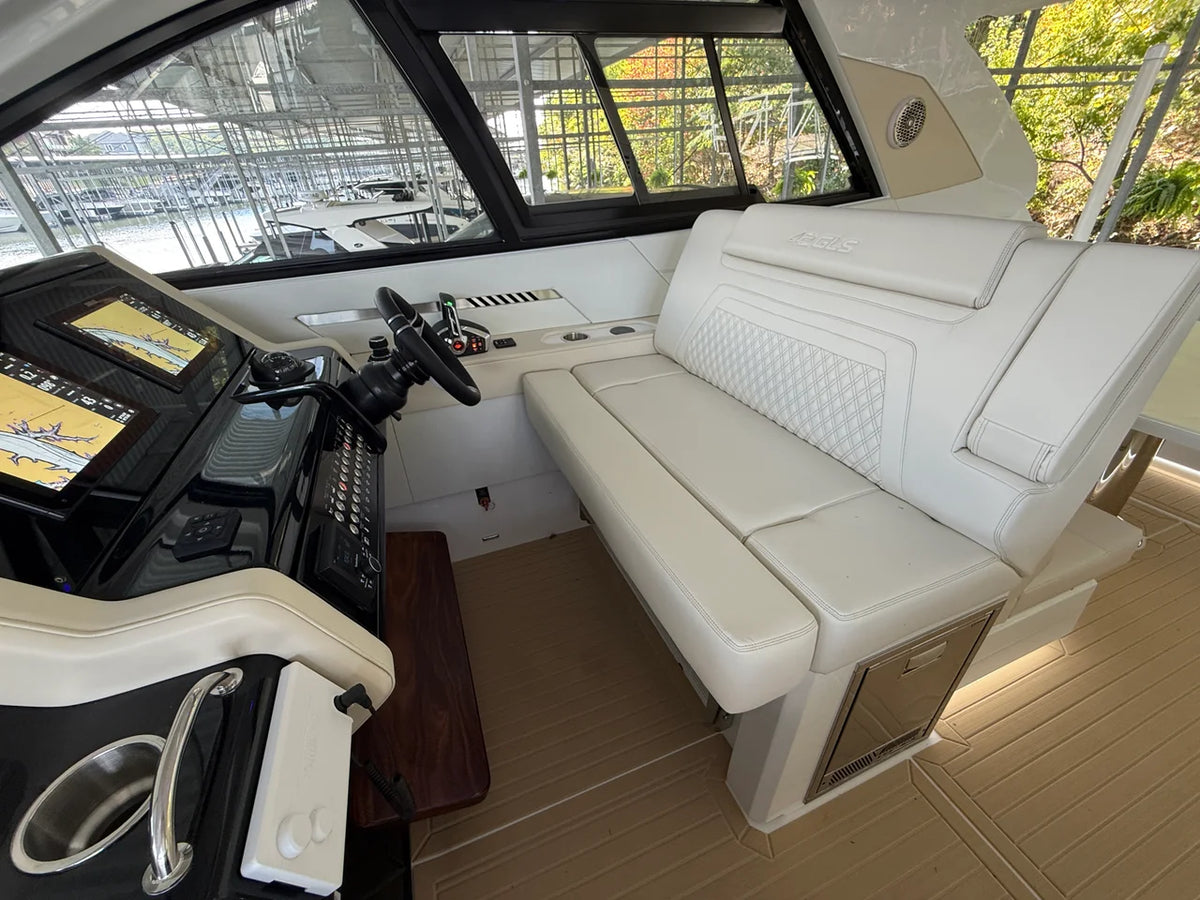 2027 Cruisers Yachts 42 GLS 42.0 feet, Lake Ozark, MO #27