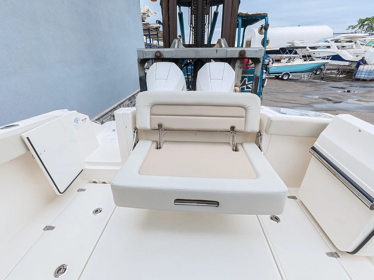 2027 Boston Whaler 280 Vantage 28.0 feet, Norwalk, Connecticut #4