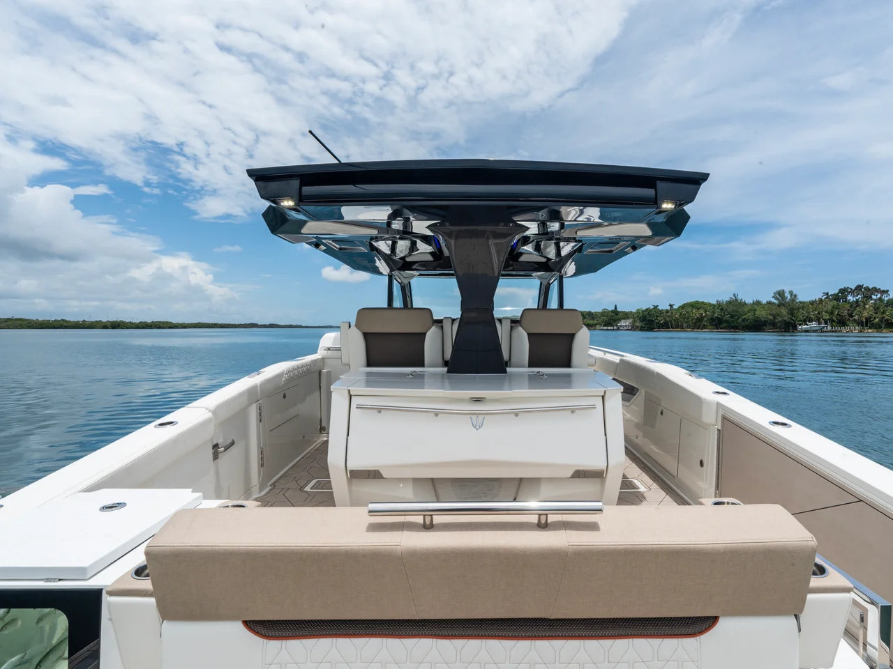 2027 Ducari 37 XIV 37.0 feet, Jupiter, Florida #31