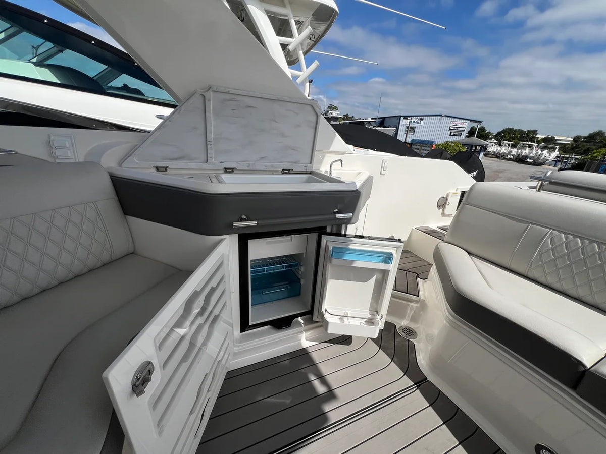 2023 Sea Ray SLX 310 Outboard 31.0 feet, Venice, Florida #15