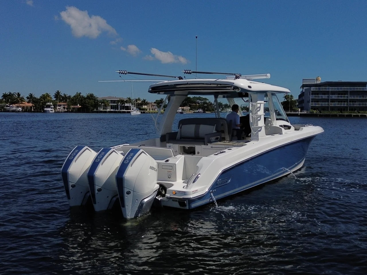 2024 Boston Whaler 350 REALM 35.0 feet, Pompano Beach, Florida #7