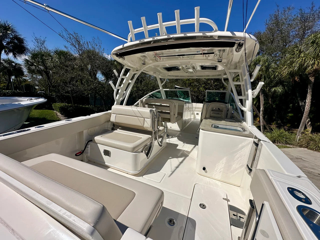 2024 Boston Whaler 320 VANTAGE 32.0 feet, Jupiter, Florida #10