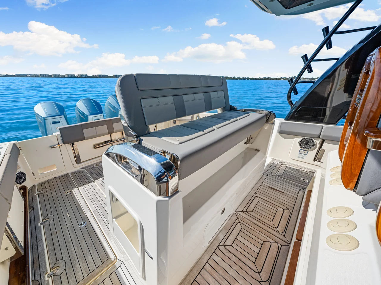 2023 Boston Whaler 420 OUTRAGE 42.0 feet, Fort Myers, FL #67