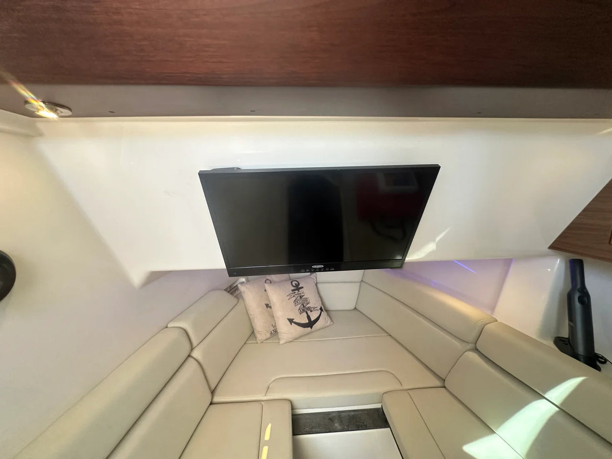 2019 Boston Whaler 350 Realm 35.0 feet, Urbanna, VA #37