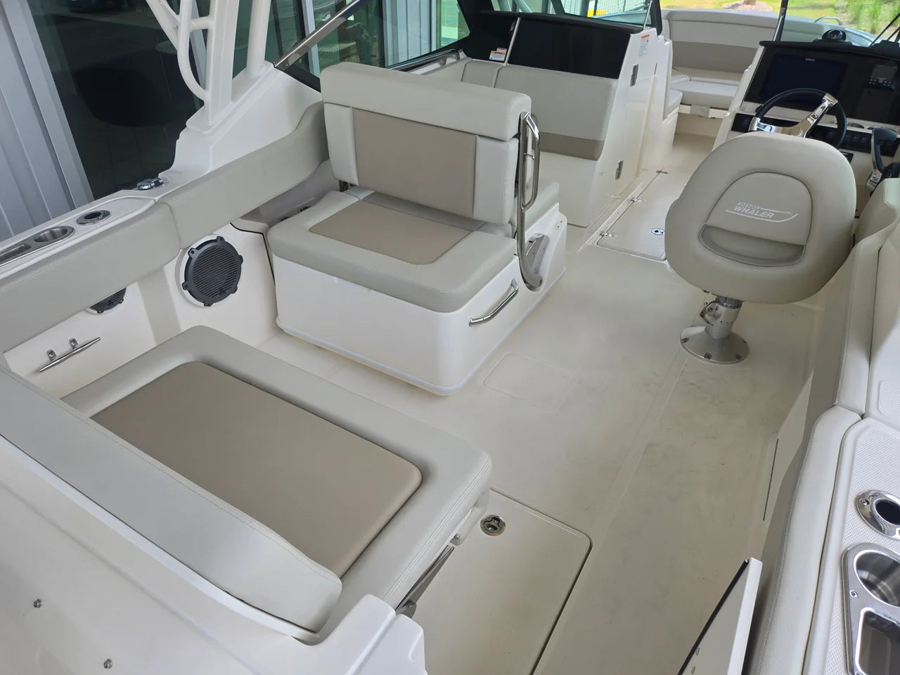 2026 Boston Whaler 240 Vantage 24.0 feet, Charleston, SC #4