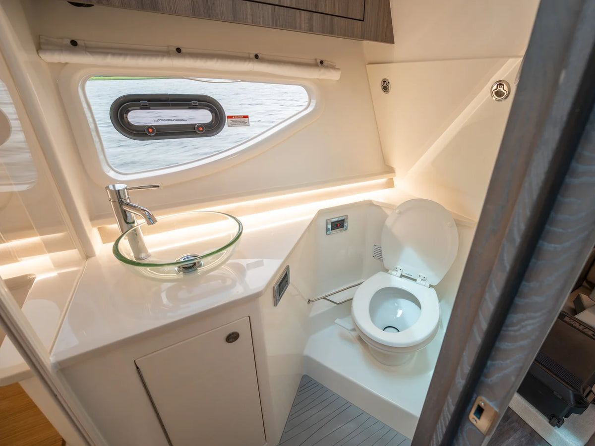 2026 Sea Ray Sundancer 370 Outboard 37.0 feet, Wrightsville Beach, North Carolina #36