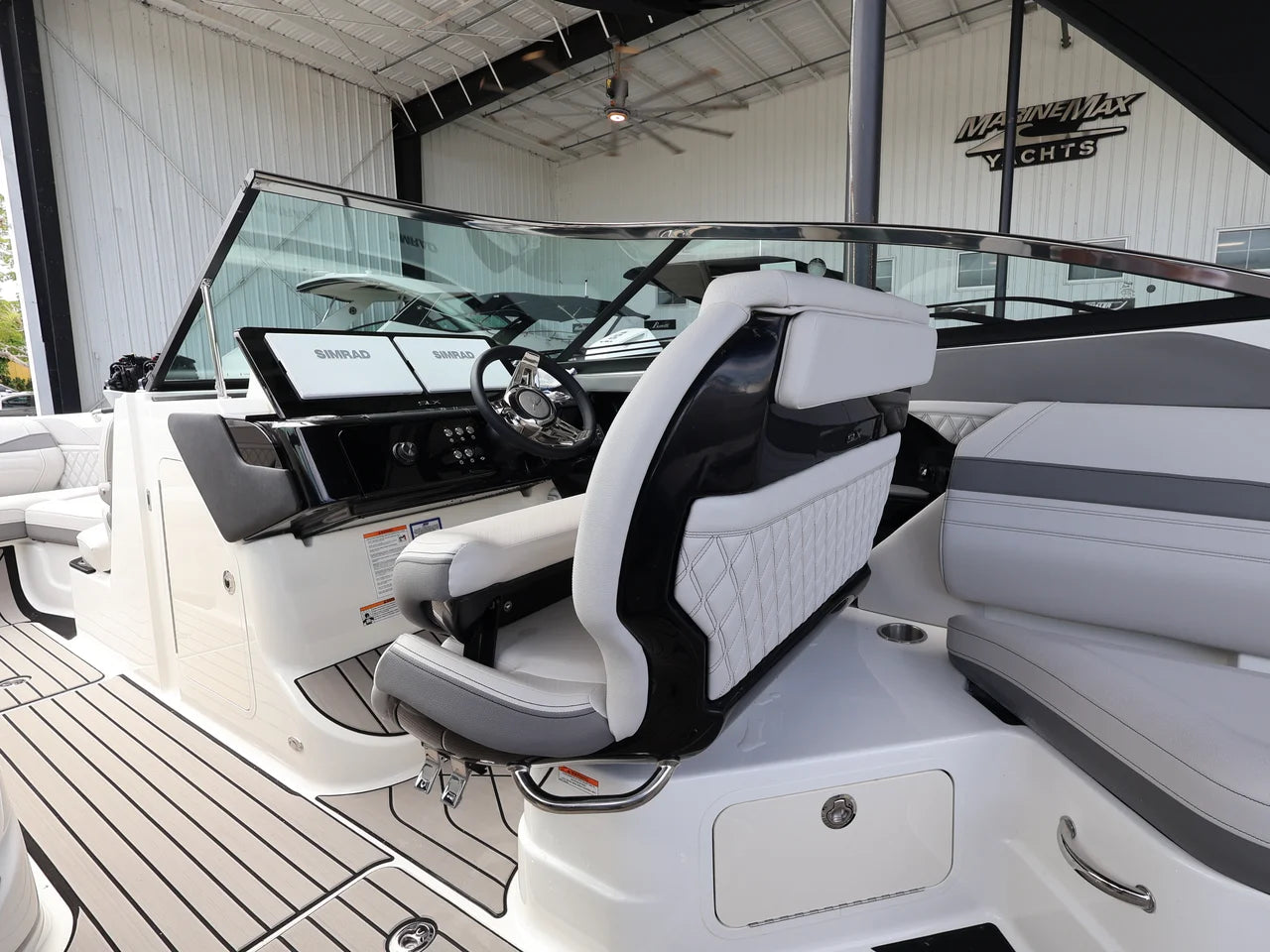 2027 Sea Ray SLX 280 Outboard 28.0 feet, Naples, Florida #15