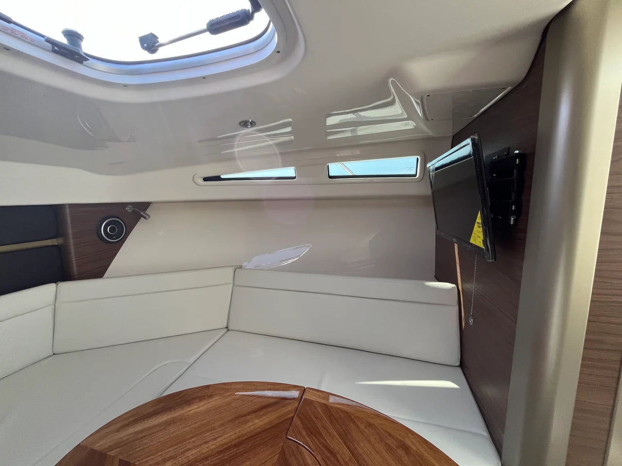 2026 Boston Whaler 325 Conquest 32.0 feet, Westbrook, Connecticut #42