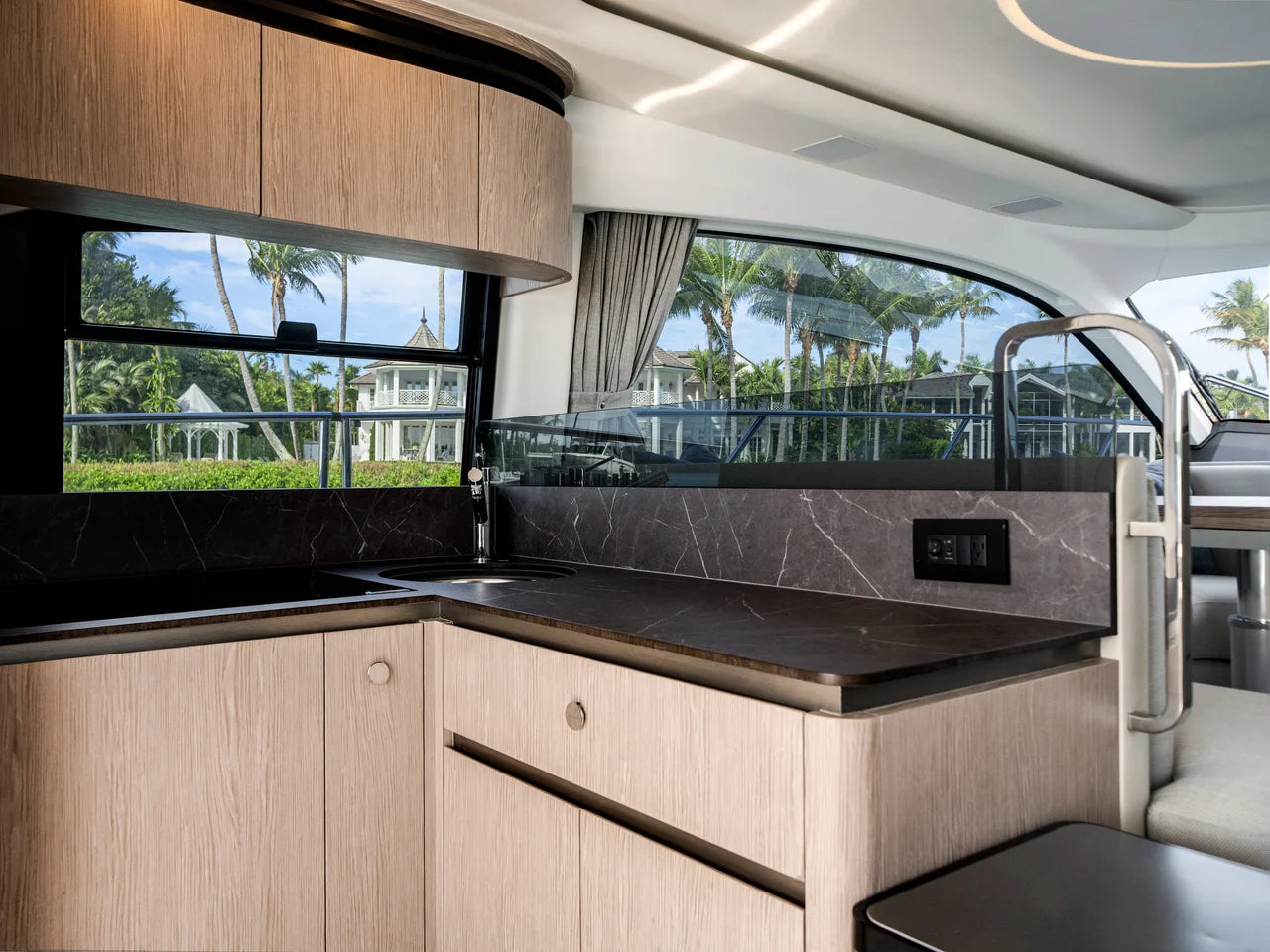2024 Azimut 53 FLY 53.0 feet, Naples, Florida #15