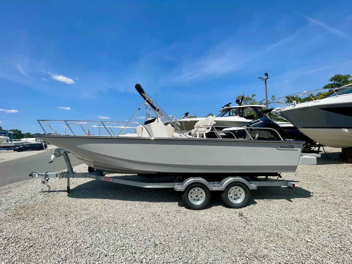 2026 Boston Whaler 210 Montauk 21.0 feet, Quincy, MA #1