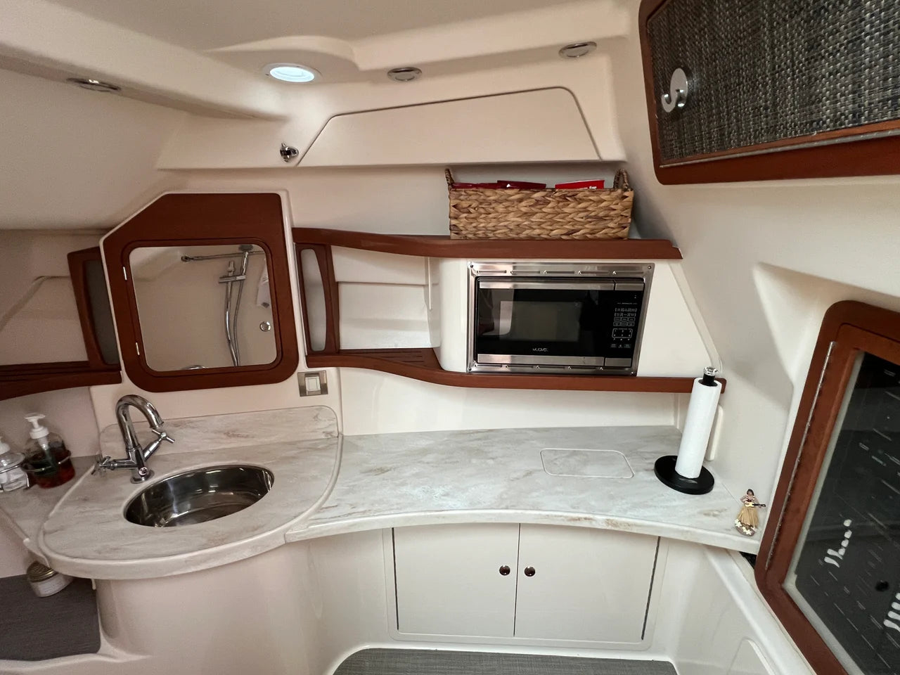 2017 Grady-White 375 FREEDOM 37.0 feet, Huntington, NY #26