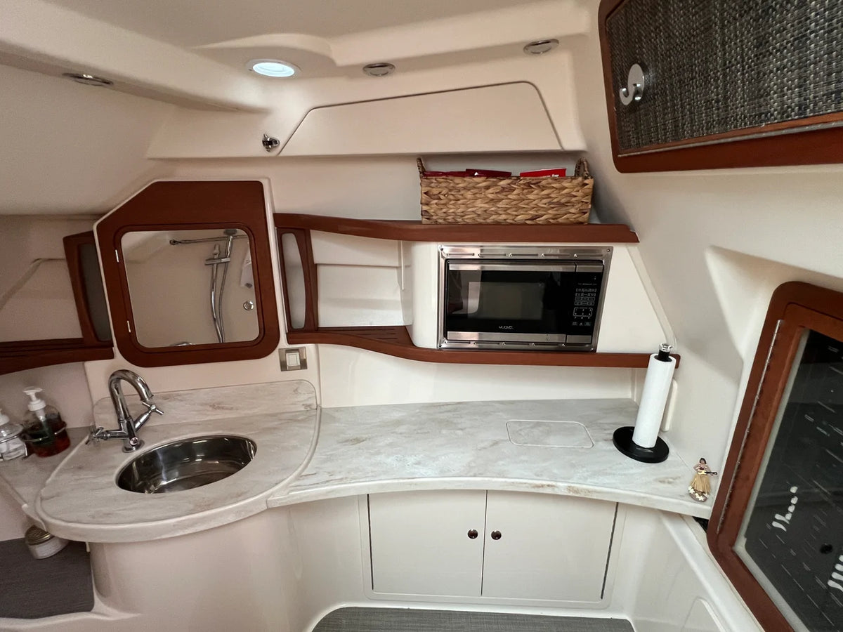 2017 Grady-White 375 FREEDOM 37.0 feet, Huntington, NY #26