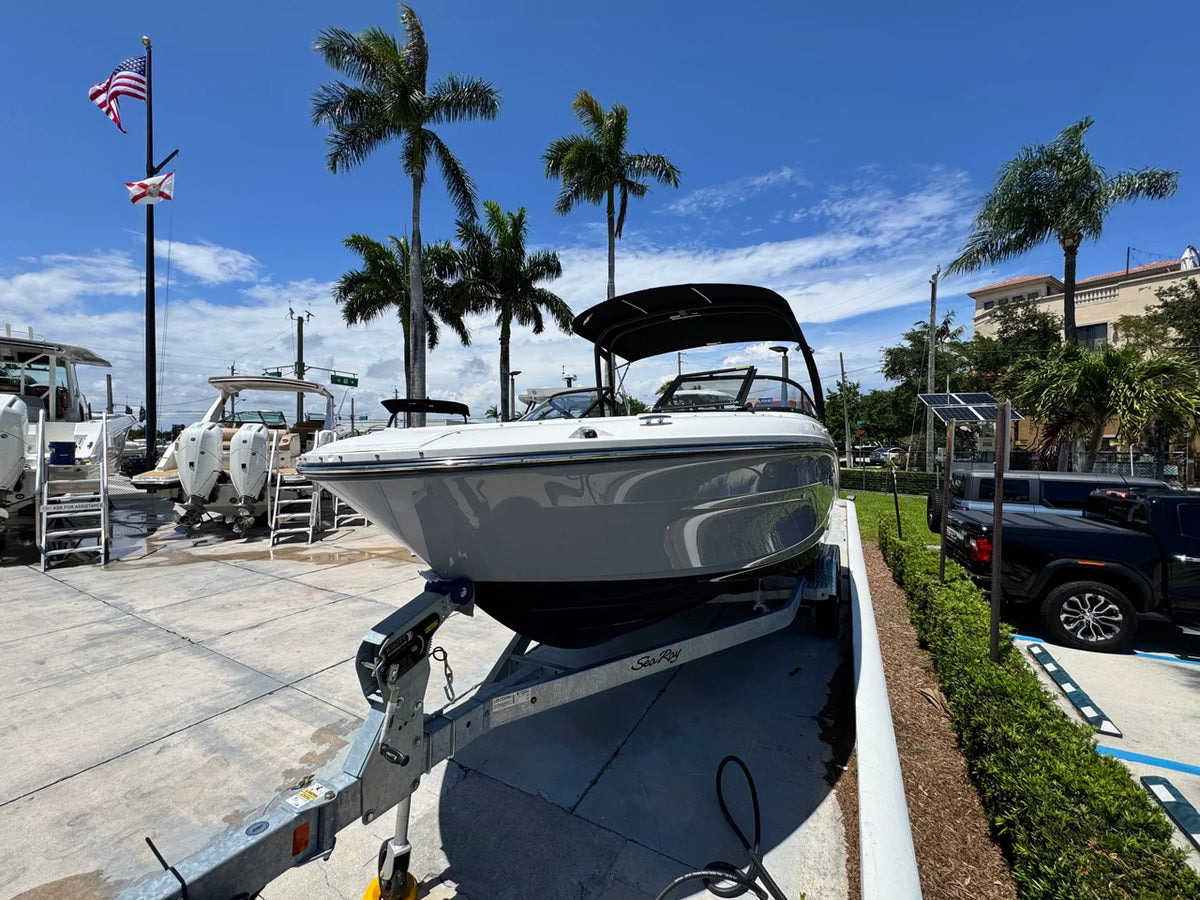 2026 Sea Ray SPX 210 Outboard 21.0 feet, Pompano Beach, Florida #4