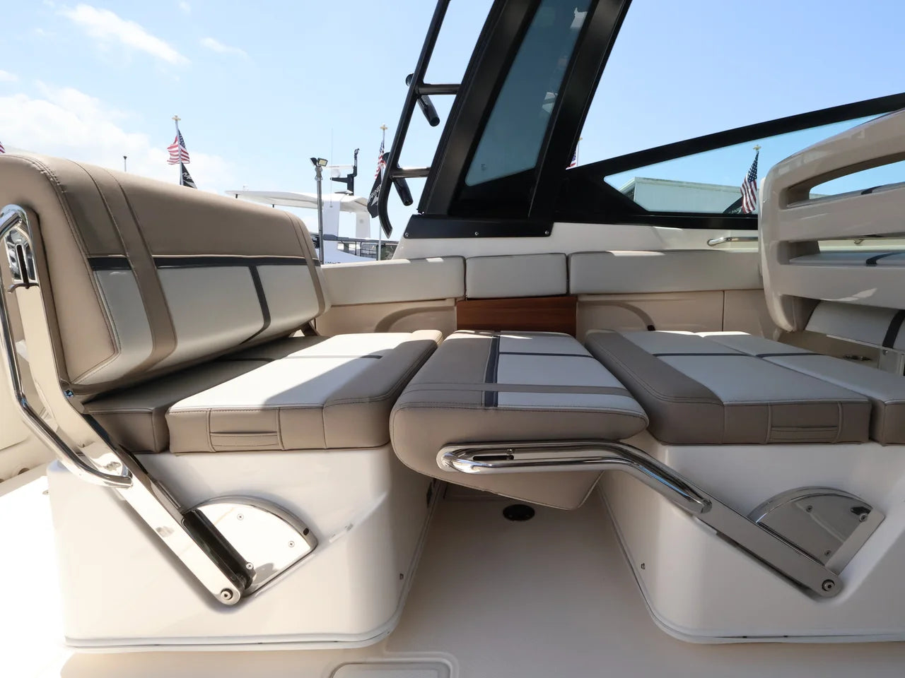2026 Boston Whaler 330 Vantage 33.0 feet, Naples, Florida #13