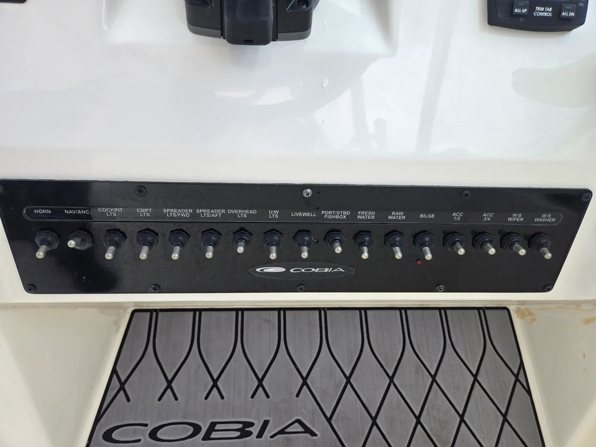 2023 Cobia 240 DUAL CONSOLE 24.0 feet, Charleston, SC #17